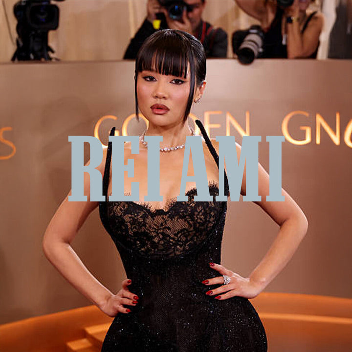 @rei.ami shines at the Golden Globes wearing @w.salamoon and @k.salamoon jewelry line.