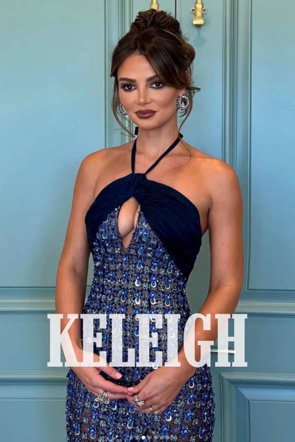 The Glamorous Keleigh Teller, adorned with our 15cts blue sapphire solitaire, is the perfect blend of red-carpet elegance and timeless sophistication.