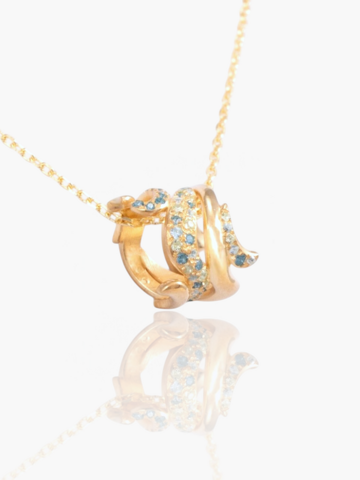 Vaga Necklace