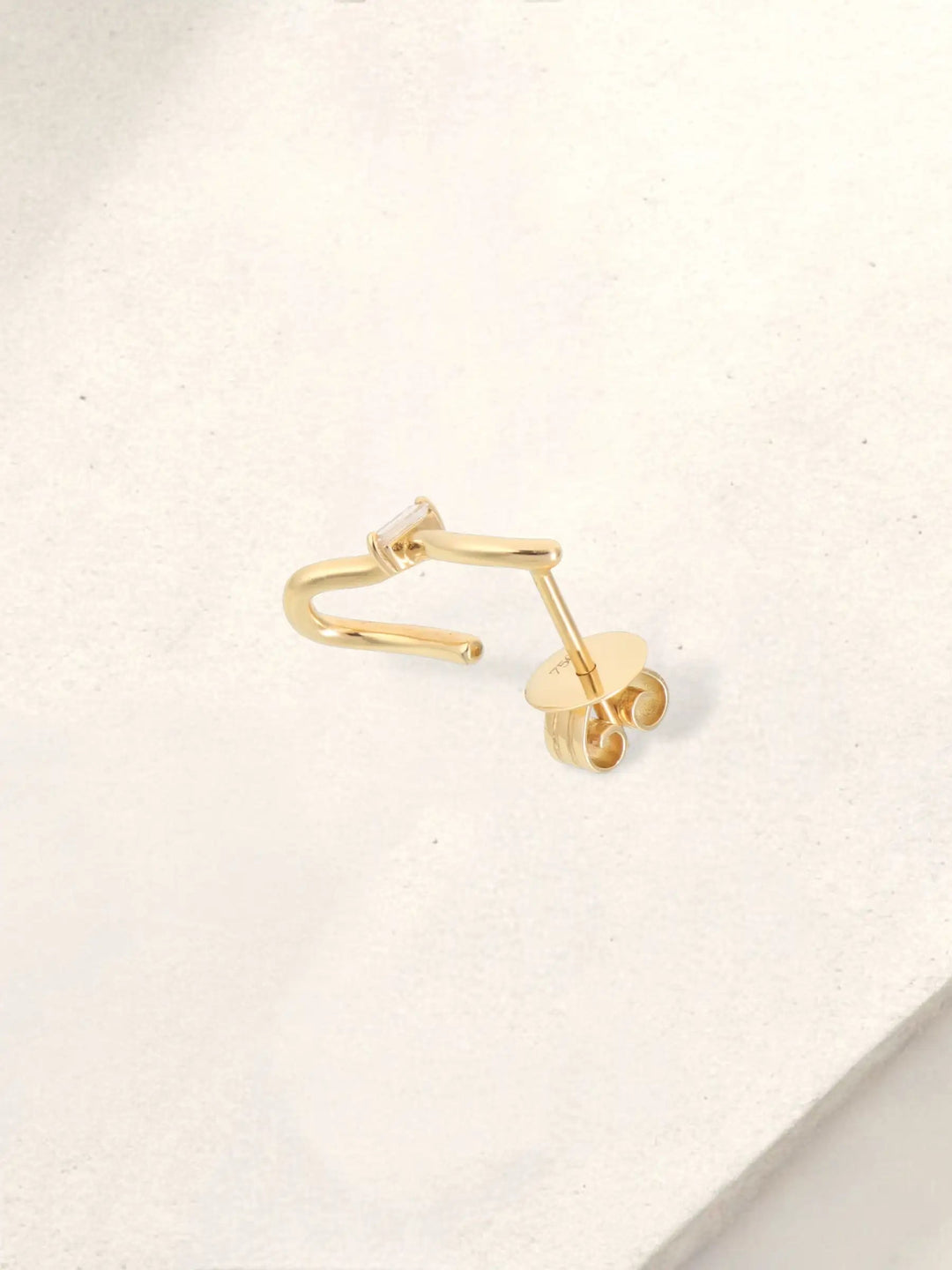 Timeless Baguette Single Earring