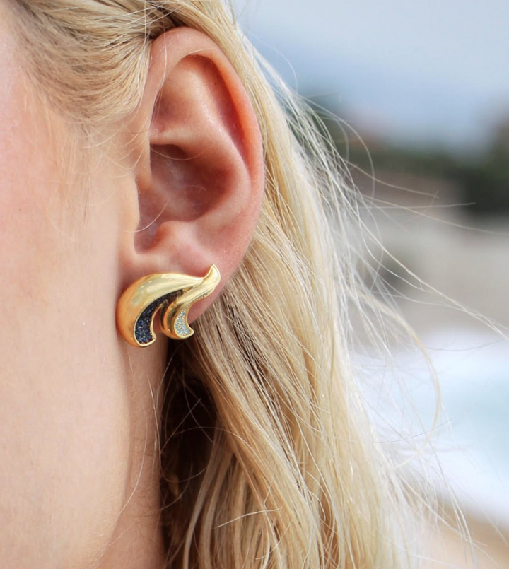 Ostrena Earrings Single